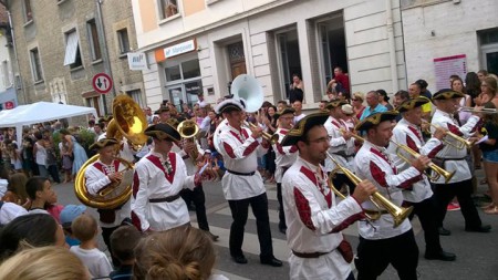 Défilé Alerte Delphinale, Mandrinades 2015